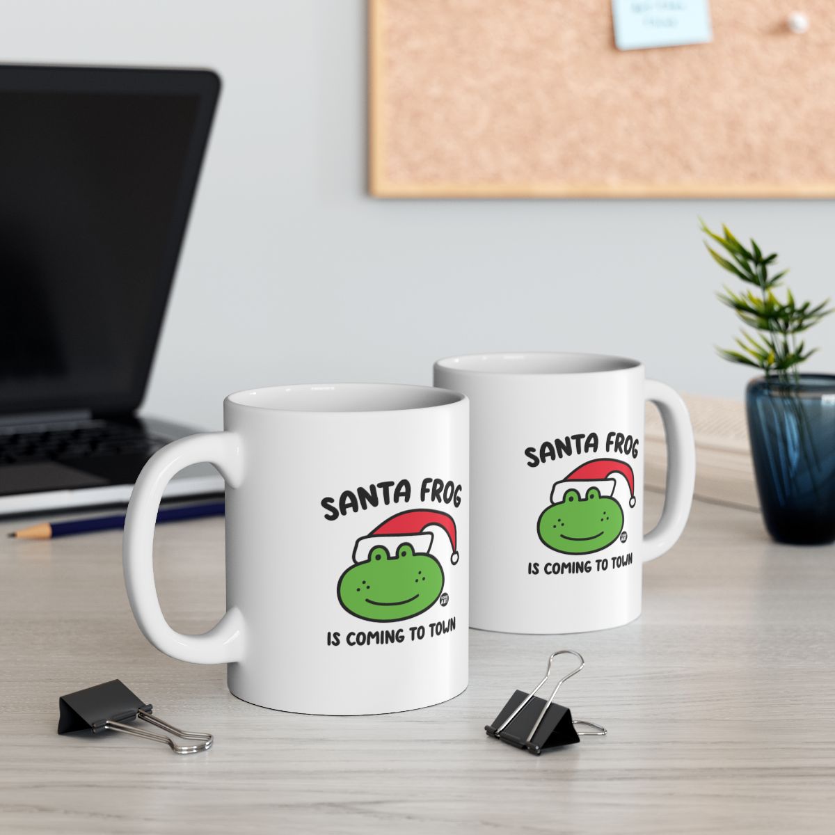 Santa Frog Is Coming To Town Design Mug