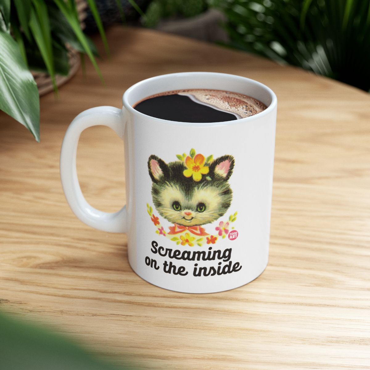 Screaming on the inside cute kitten design mug